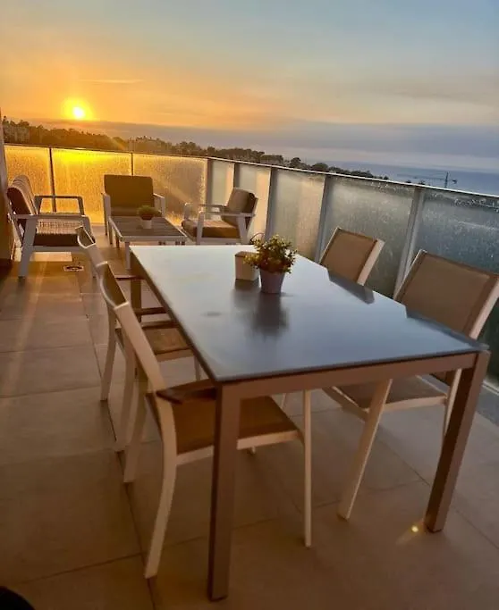 Panorama Seaview Penthouse Sotogrande公寓